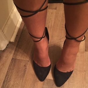 Gently used tied black heels